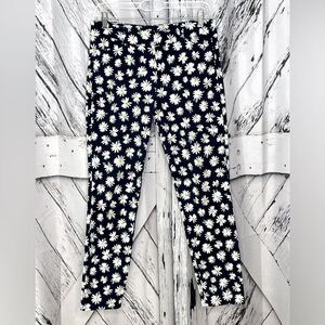 Old Navy Pixie Pants Navy Daisy Print 🌼 6
